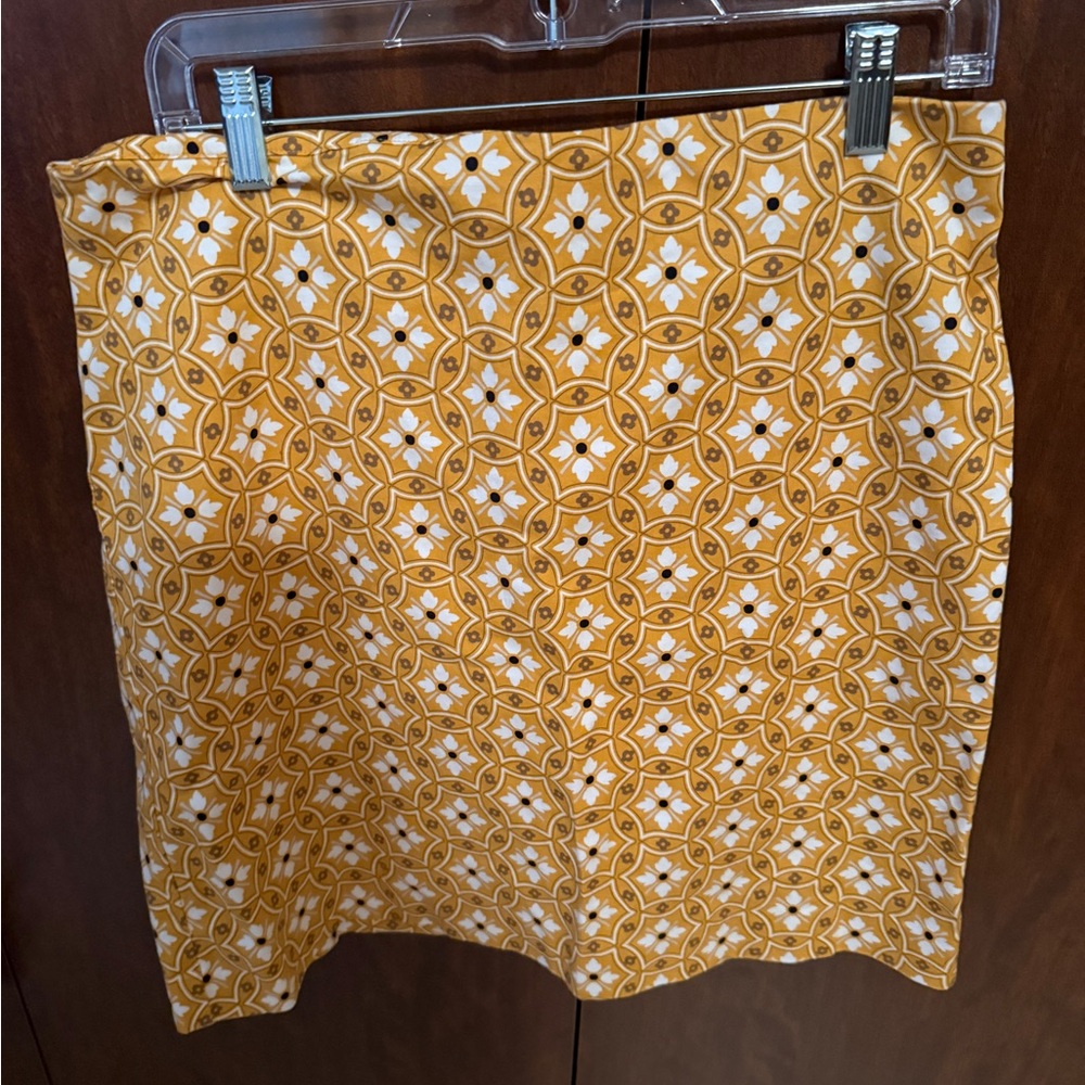 Ann Taylor Women's Floral Orange Bag